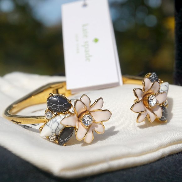 Kate Spade ♤ 'Glossy Petals' Jewelry Set - Picture 6 of 11